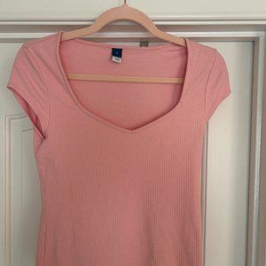 Old Navy pink top, size small